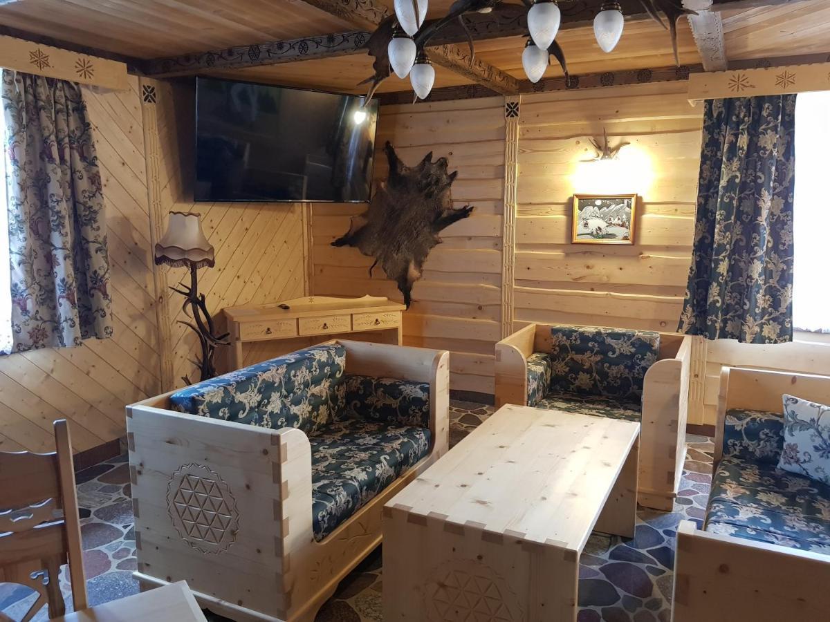Chata Goralska I Pokoje Goscinne チェホチネク エクステリア 写真
