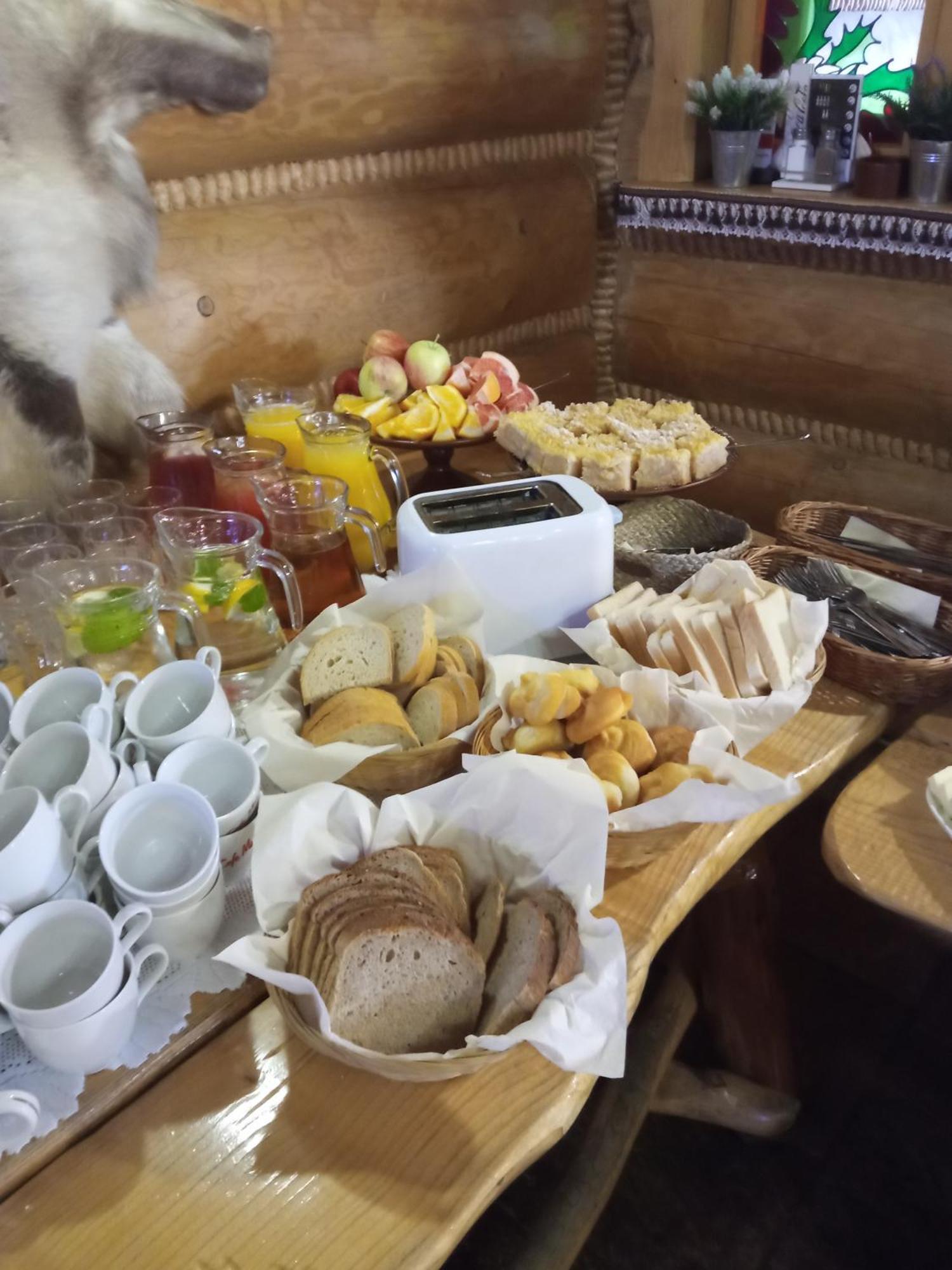 Chata Goralska I Pokoje Goscinne チェホチネク エクステリア 写真
